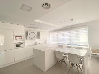 The Park Lounge - Elegant Live-Work Apartment by Park - 0