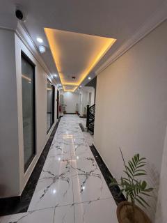 The Nomad Studio - High Speed Wi-Fi and Budget Friendly - 1