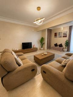 Spacious 3BR Near Airport & Citystars - 0