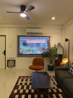 Localist at JedYod near Maya Nimman - 0