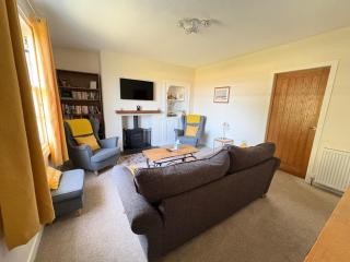 Papa Jim's Cottage - 2