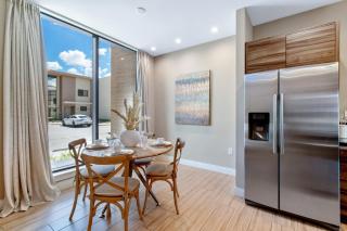 Sunny Home | Resort Community • Near Disney - 6
