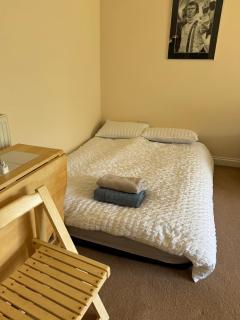 Cedars Exec 2 Bed GF Apartment - 1
