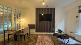 Stylish Apartment - Smart TV & Netflix - Wolverhampton Centre 12CH - Wolverhampton - 7