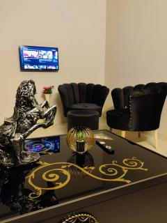 The Premier Residences - Luxury Apartments in Islamabad - Fully Equipped - 9