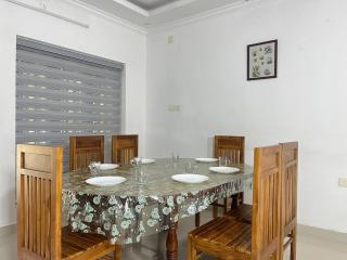 VAR Sea Haus AC 4BHK 9 min walk to beach - 4
