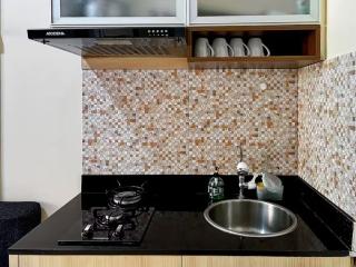 2BR Apt Green Pramuka with Pool & Wi-Fi by 2ndHome - 6