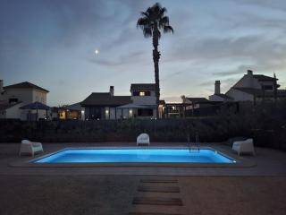 HL 004 Holiday Rentals 3 bedroom 2 bathroom villa - 9