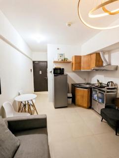 Noel's Place - 2