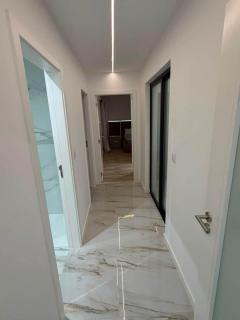 Cesalta's Flat I - 5