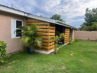 Drax Buzz Oasis-3BR 2BTH solar pool beach WiFi - 9