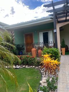 Drax Buzz Oasis-3BR 2BTH solar pool beach WiFi - 3