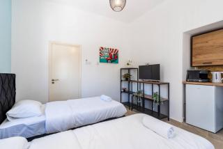 Mufasa Studio & Terrace in Larnaca - 2