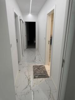 Cesalta's Flat II - 9