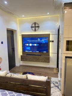 Koulis Luxury Apartment - 5