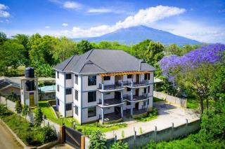 The Valley Retreat -Private 2BR with Mountain Views - 2