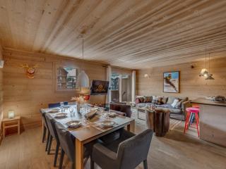 Appartement de standing, 3 chambres, balcon sud, centre de Val-d'Isère, proche pistes et commerces - FR-1-694-307 - 6