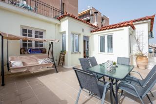 zen penthouse in exarchia - 2