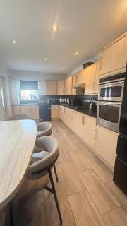 3-Bed Terrace at Gillingham, Kent - 1