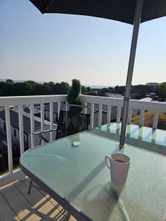 Cabin - Sleeps 6 - Parking and Pool - 1