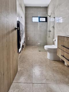 The Reef - Pool & Home Cinema - Mins to Beach - 8