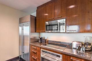 Two Bedroom Penthouse with Mountain and City Views - 6