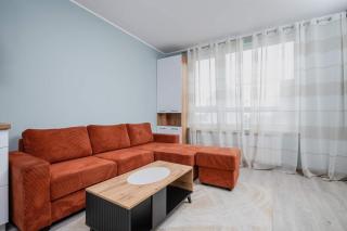 Modern 1BR with Balcony Steps from the University by Flаt Mаnаgеr - 4
