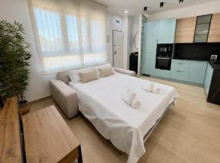 Suite Metropolitano Airport Madrid Canillejas - 6