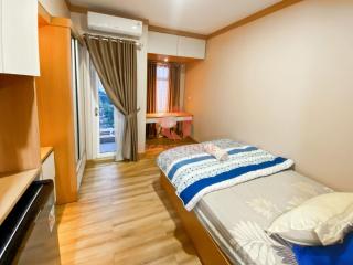 Cozy Studio in Springlake, Bekasi, with Pool & Wi-Fi - 9