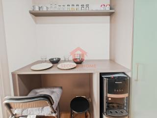 Luxury 1BR Fatmawati CC Apt Pool, Gym, Wi-Fi - 2