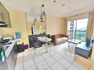 Strategic 2BR Gading MOI Apt Wi-Fi, Pool & Gym - 0
