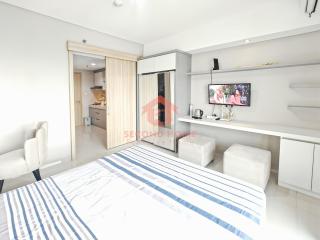Modern 1BR Embarcadero Apt Bintaro Pool and Gym - 8