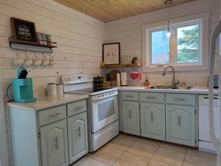 The Shoal Tickle House - 2