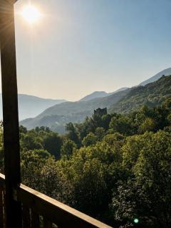Historic Stone Loft & Alpine Mountain View - 9