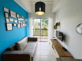 Cozy 1BR Saveria Apt BSD with pool - 0