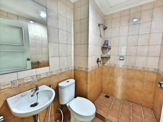 Strategic 2BR Gading MOI Apt Wi-Fi, Pool & Gym - 6