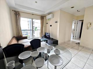 Strategic 2BR Gading MOI Apt Wi-Fi, Pool & Gym - 2