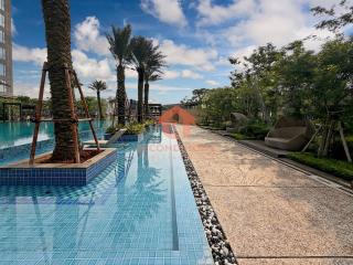 Luxury 1BR Fatmawati CC Apt Pool, Gym, Wi-Fi - 8
