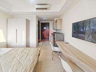 Strategic Menteng Park Studio Apt Pool & Gym - 3
