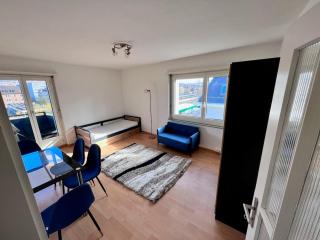 Modern 1-room apartment, centrally located in Zurich! - 0