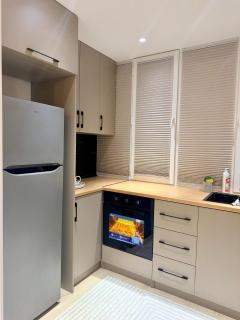 Firdausi Center Premium Apartment - 8