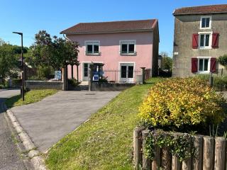 Gîte La Source du Rey avec terrasse et jardin - 6