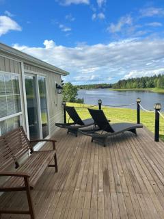Private Waterfront Getaway - 0