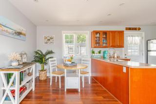 Apartment in Prince Edward County - 'Suite Spot' - 1