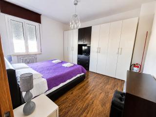 Reggio Emilia Central Design Apartment - 7