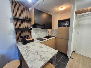 Studio Cabine à Tignes, Accès Direct Pistes, Balcon, WiFi, 4 Pers - FR-1-502-568 - 2