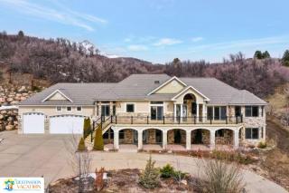 Ultimate Mountain Stay 6BR Home Near Skiing & Hiking - Morgan - 7