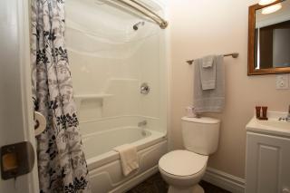 Arnold's Cove Inn - 6