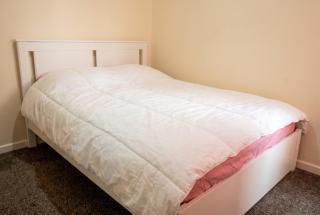 3-Bed Townhouse in Central Swindon, Courtyard - 3