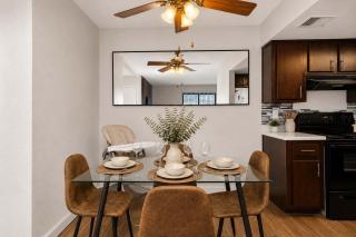 Tempe Retreat Near ASU - 2BR Pool & Gym - 1